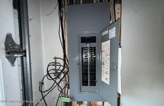 Plains, Pennsylvania 18705, United States, 3 Bedrooms Bedrooms, ,2 BathroomsBathrooms,Residential,Active,223760