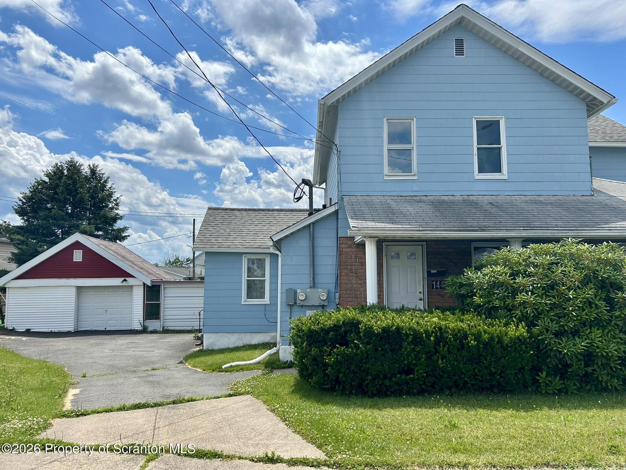Photo 1 of 13 — 144 E Grace Street, Old Forge, PA 18518