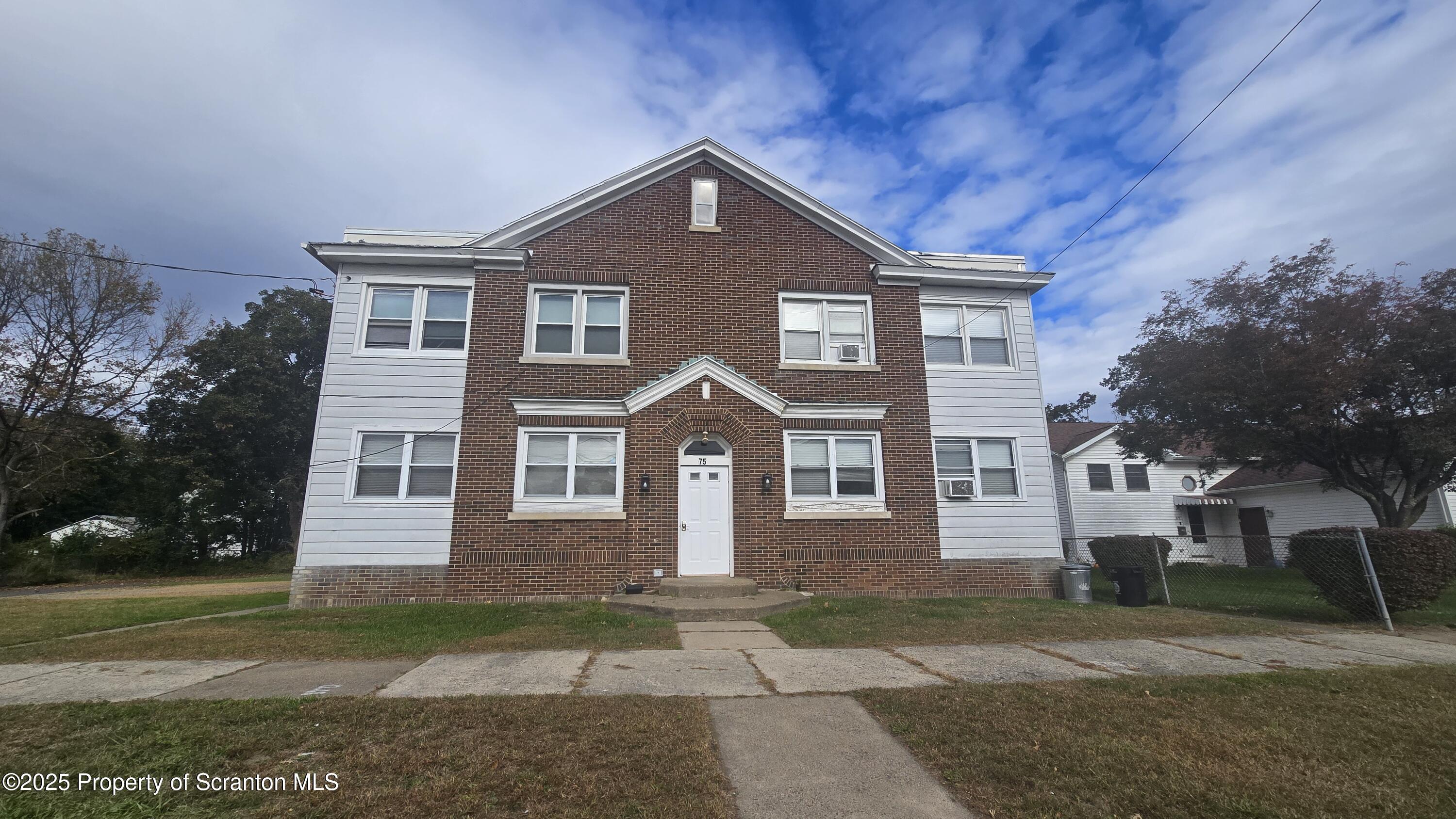 Wilkes-Barre, Pennsylvania 18702, United States, 2 Bedrooms Bedrooms, ,1 BathroomBathrooms,Residential,Active,231089