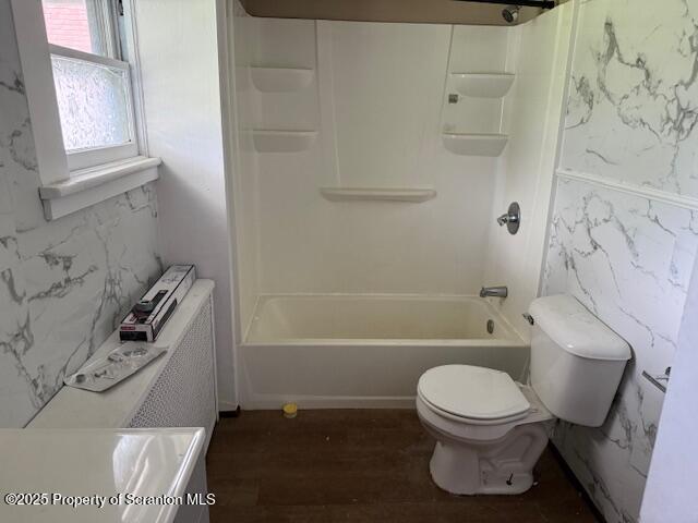 Scranton, Pennsylvania 18509, United States, 4 Bedrooms Bedrooms, ,1 BathroomBathrooms,Residential,Active,180072