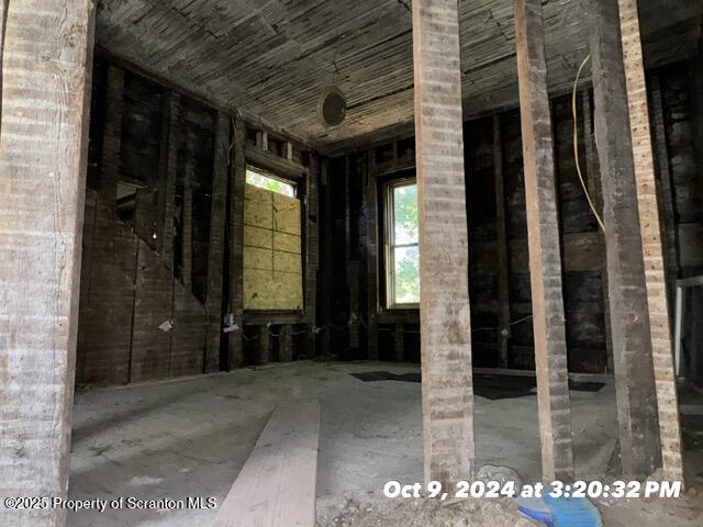 Scranton, Pennsylvania 18509, United States, 3 Bedrooms Bedrooms, ,2 BathroomsBathrooms,Residential,Active,142809