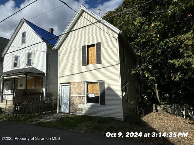 Scranton, Pennsylvania 18509, United States, 3 Bedrooms Bedrooms, ,2 BathroomsBathrooms,Residential,Active,142809