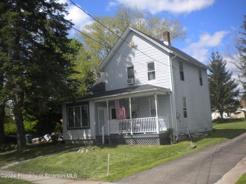 109 Maple St, Moscow, PA 18444 - MLS#: SC2481