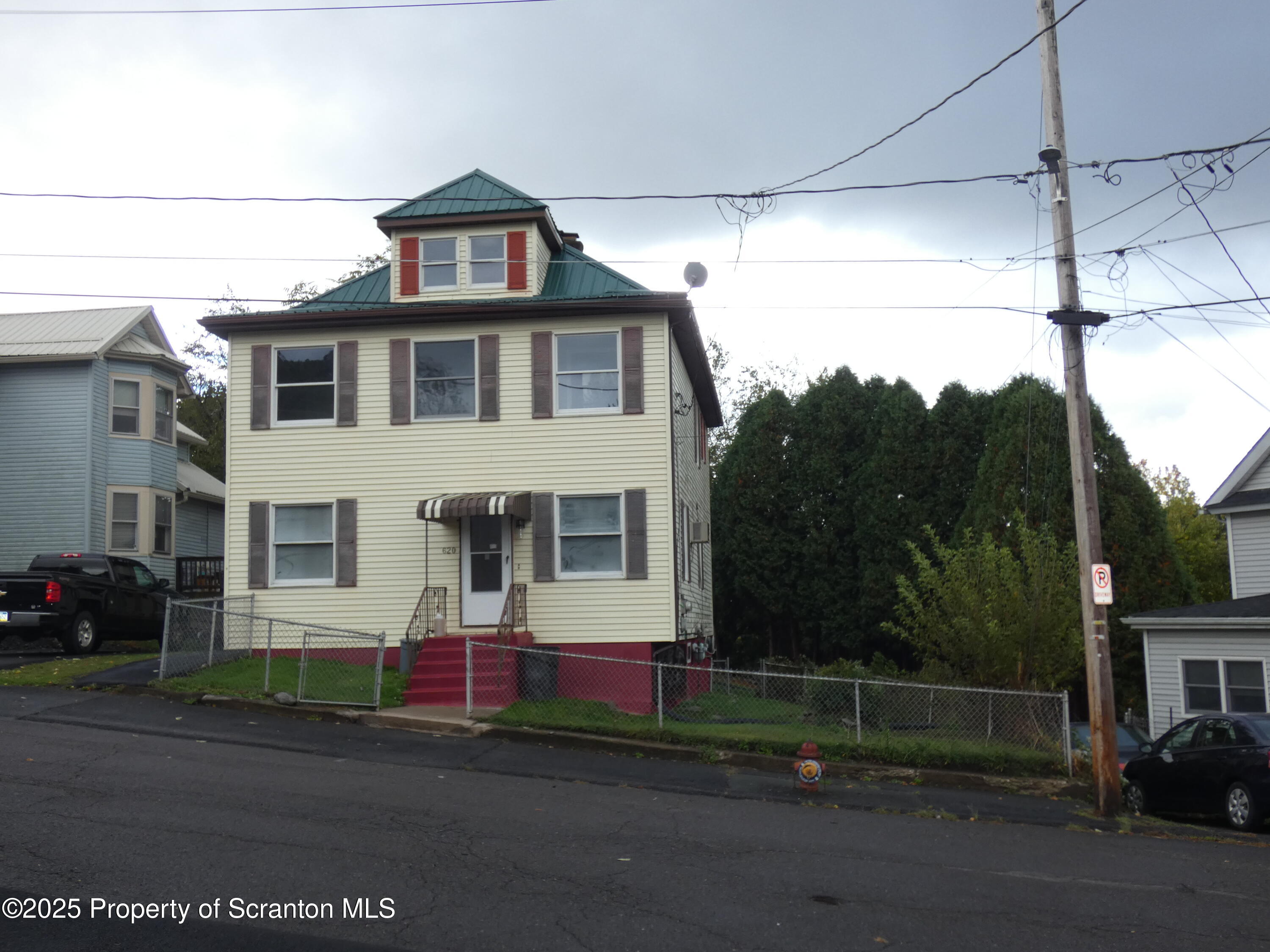 Olyphant, Pennsylvania 18447, United States, 3 Bedrooms Bedrooms, ,2 BathroomsBathrooms,Residential,Active,249379