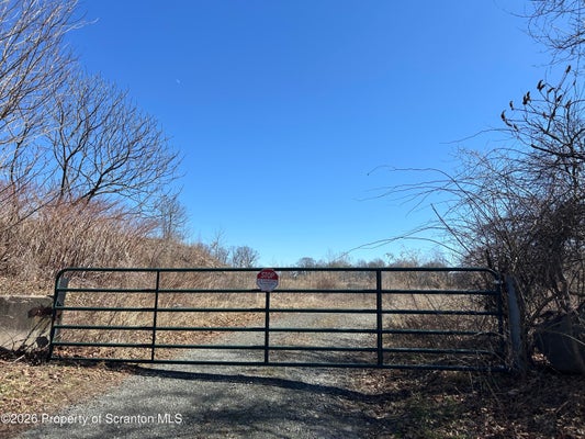 448 GRIFFIN POND RD, SOUTH ABINGTON TOWNSHIP, PA 18411 - Image 5b284f6df78acd7eaeafffbfd0157147/142485603