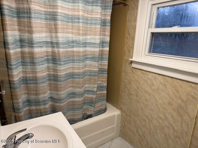Scranton, Pennsylvania 18504, United States, 3 Bedrooms Bedrooms, ,1 BathroomBathrooms,Residential,Active,84760