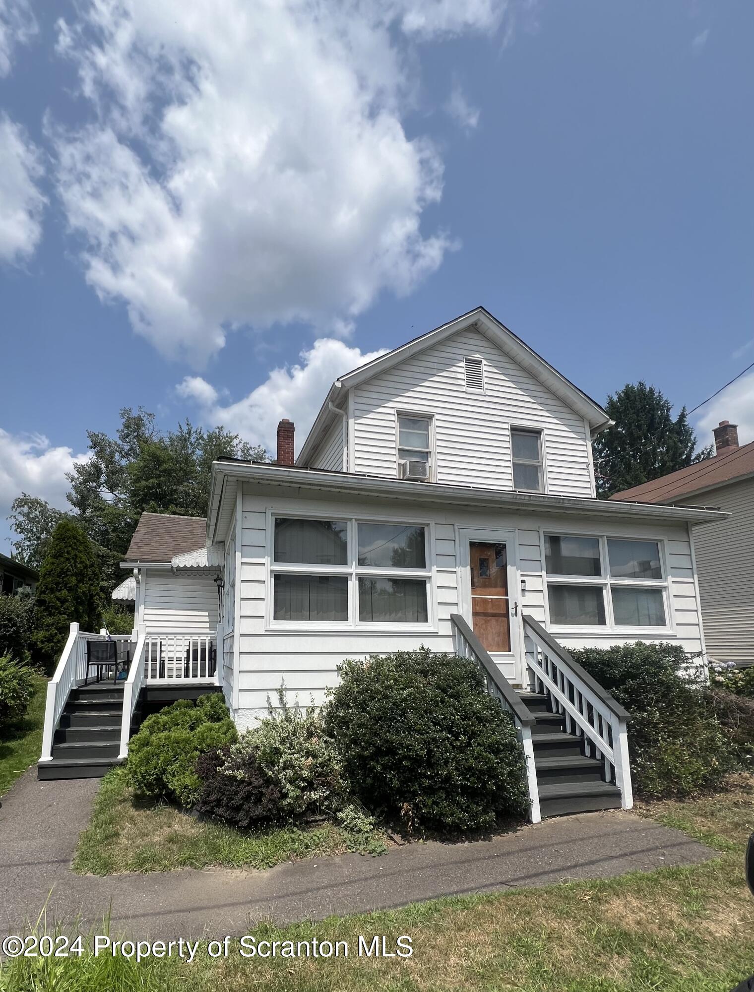 View Jessup, PA 18434 house