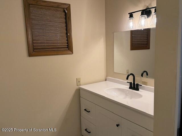 Tunkhannock, Pennsylvania 18657, United States, 3 Bedrooms Bedrooms, ,3 BathroomsBathrooms,Residential,Active,21773