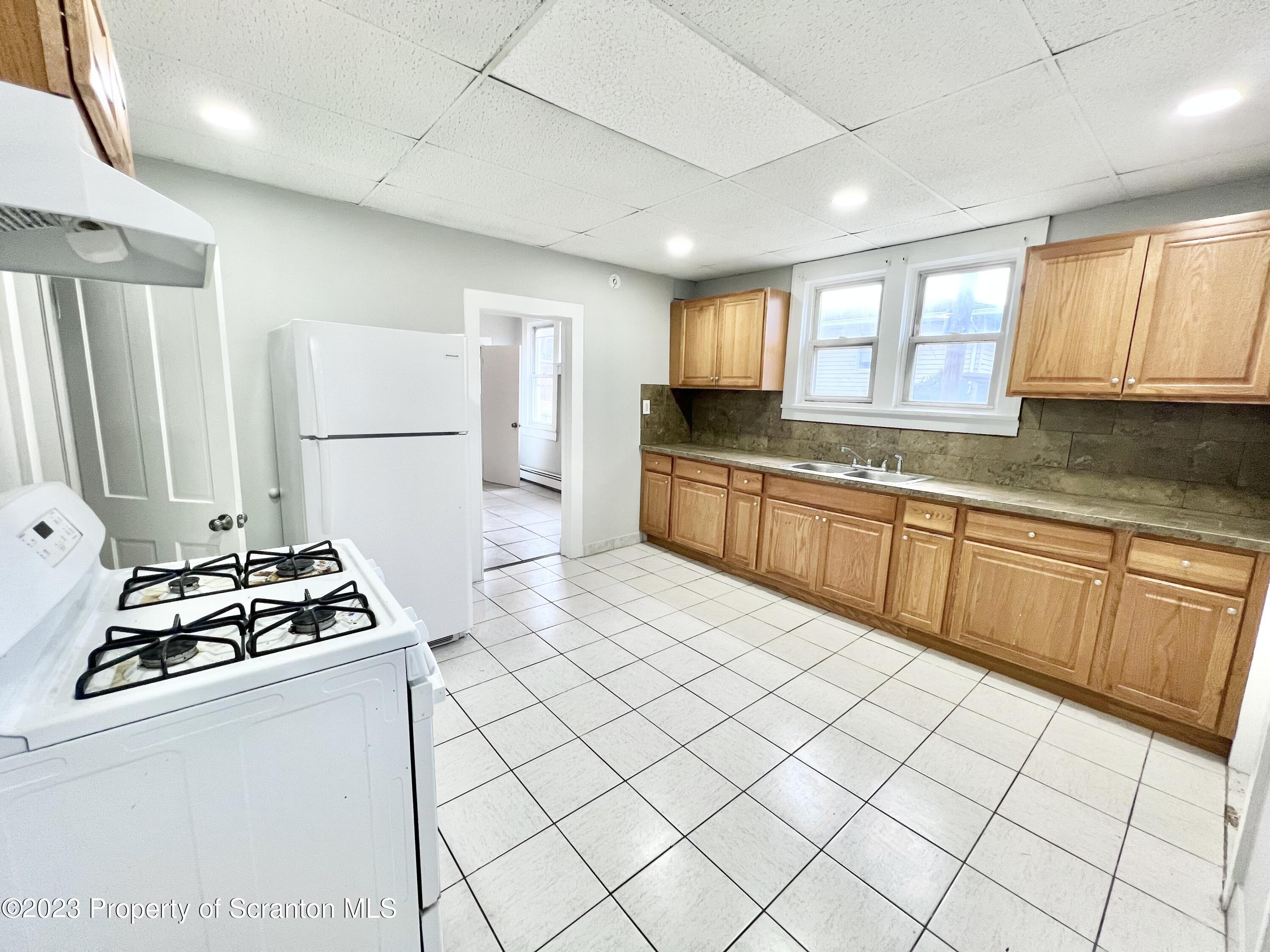 Photo 1 of 10 — 534 Cherry, Scranton, PA 18505