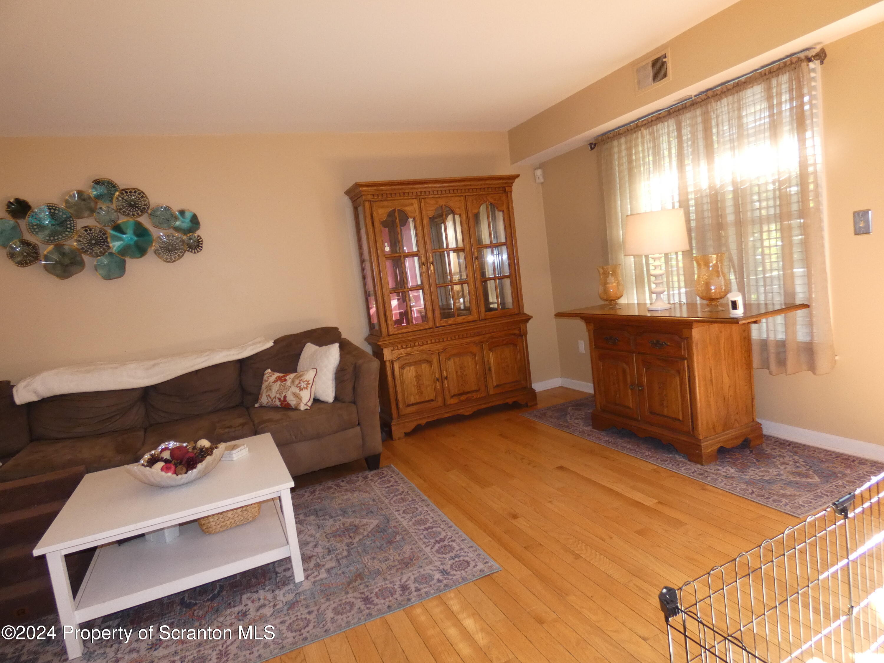 Clarks Summit, Pennsylvania 18411, United States, 2 Bedrooms Bedrooms, ,2 BathroomsBathrooms,Residential,Pending,36124