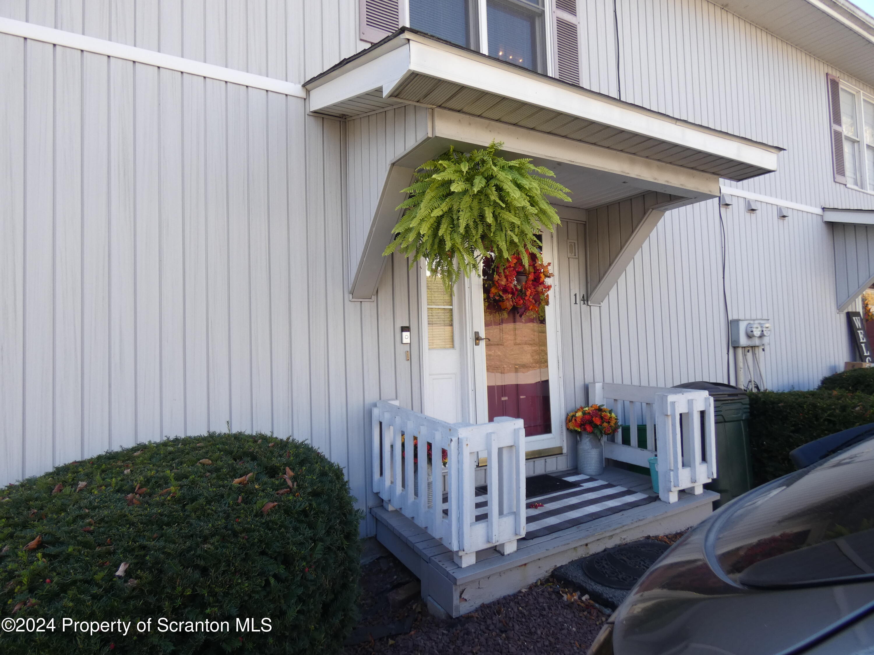 Clarks Summit, Pennsylvania 18411, United States, 2 Bedrooms Bedrooms, ,2 BathroomsBathrooms,Residential,Pending,36124