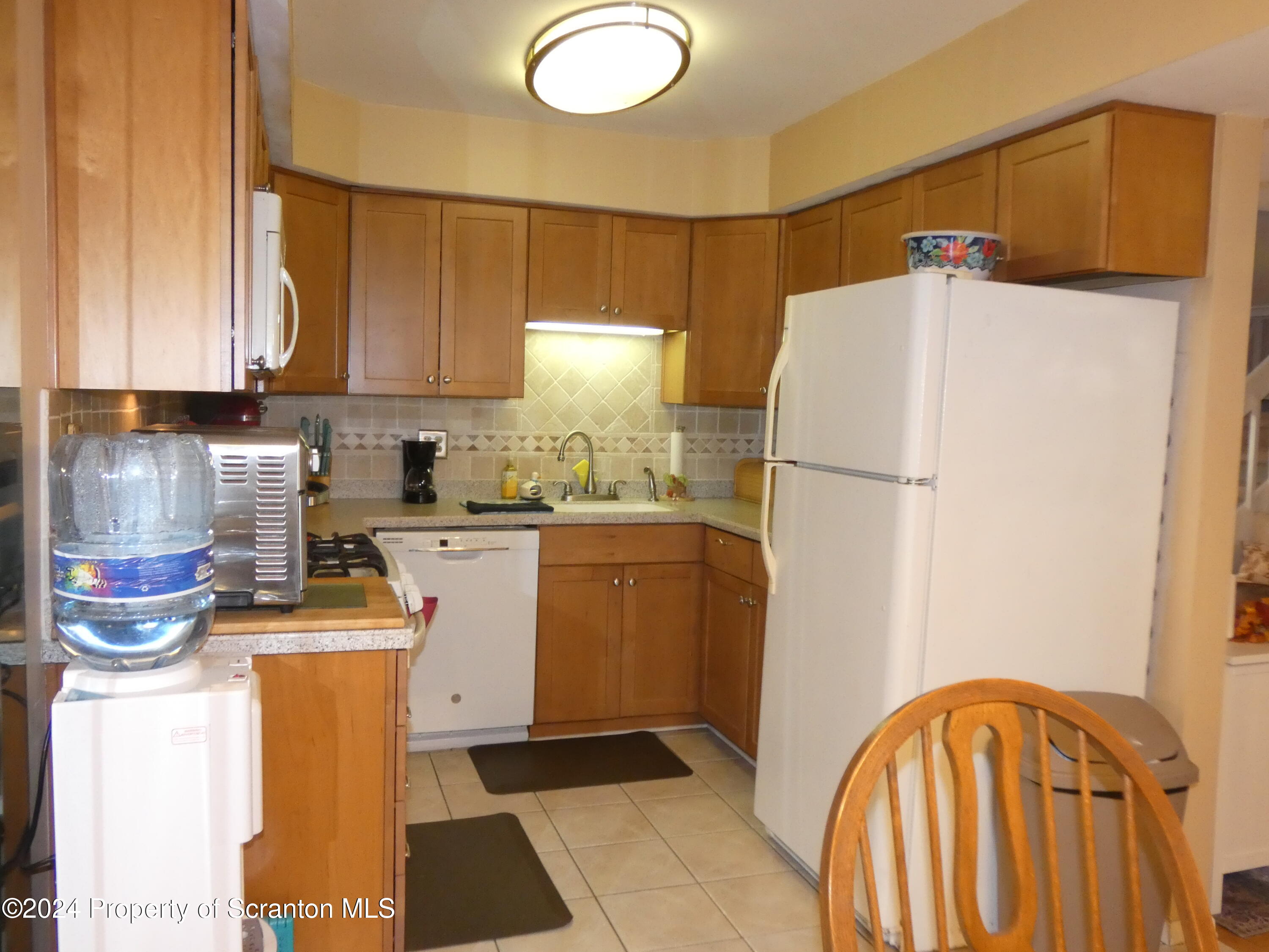 Clarks Summit, Pennsylvania 18411, United States, 2 Bedrooms Bedrooms, ,2 BathroomsBathrooms,Residential,Pending,36124