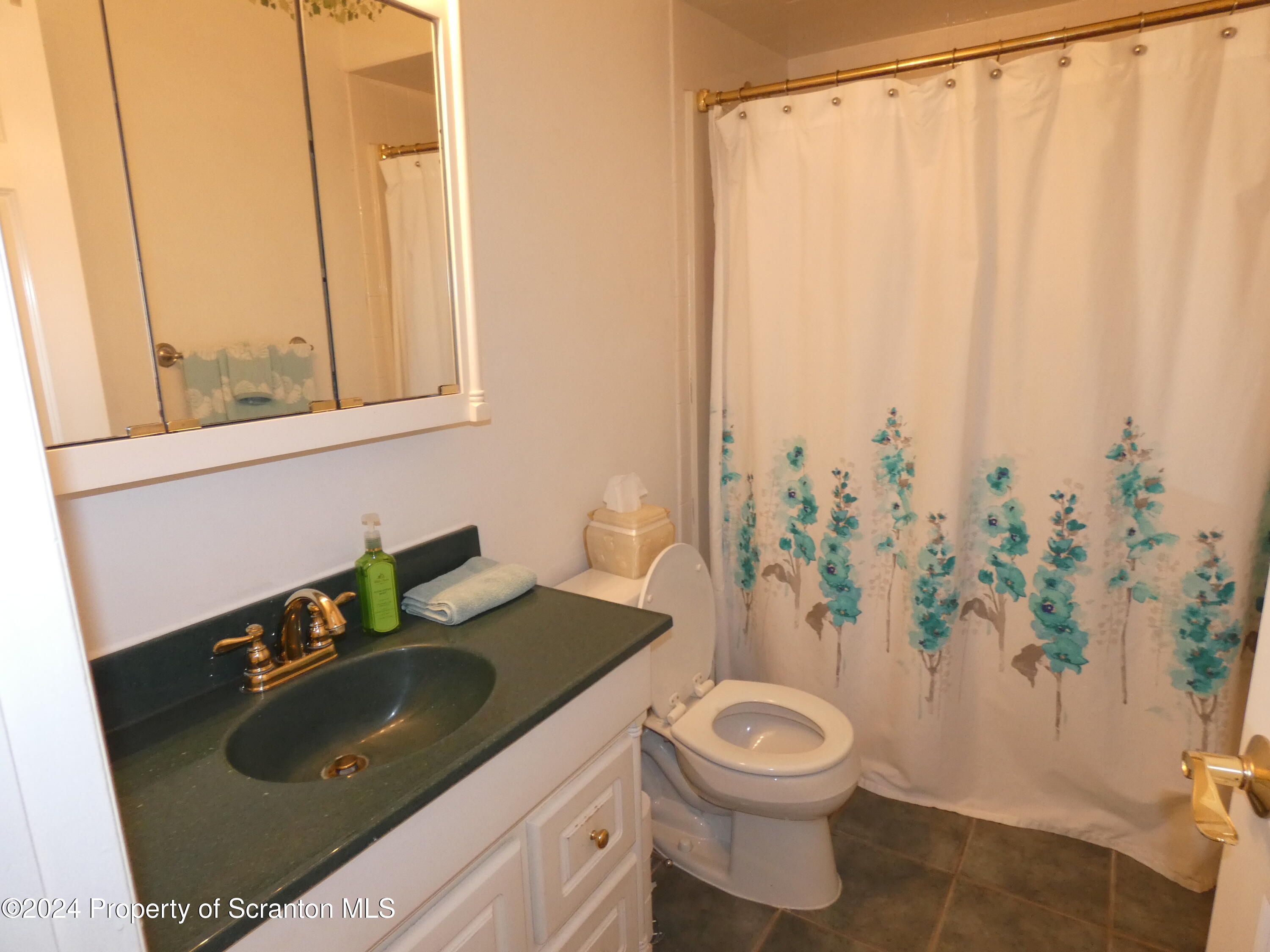 Clarks Summit, Pennsylvania 18411, United States, 2 Bedrooms Bedrooms, ,2 BathroomsBathrooms,Residential,Pending,36124