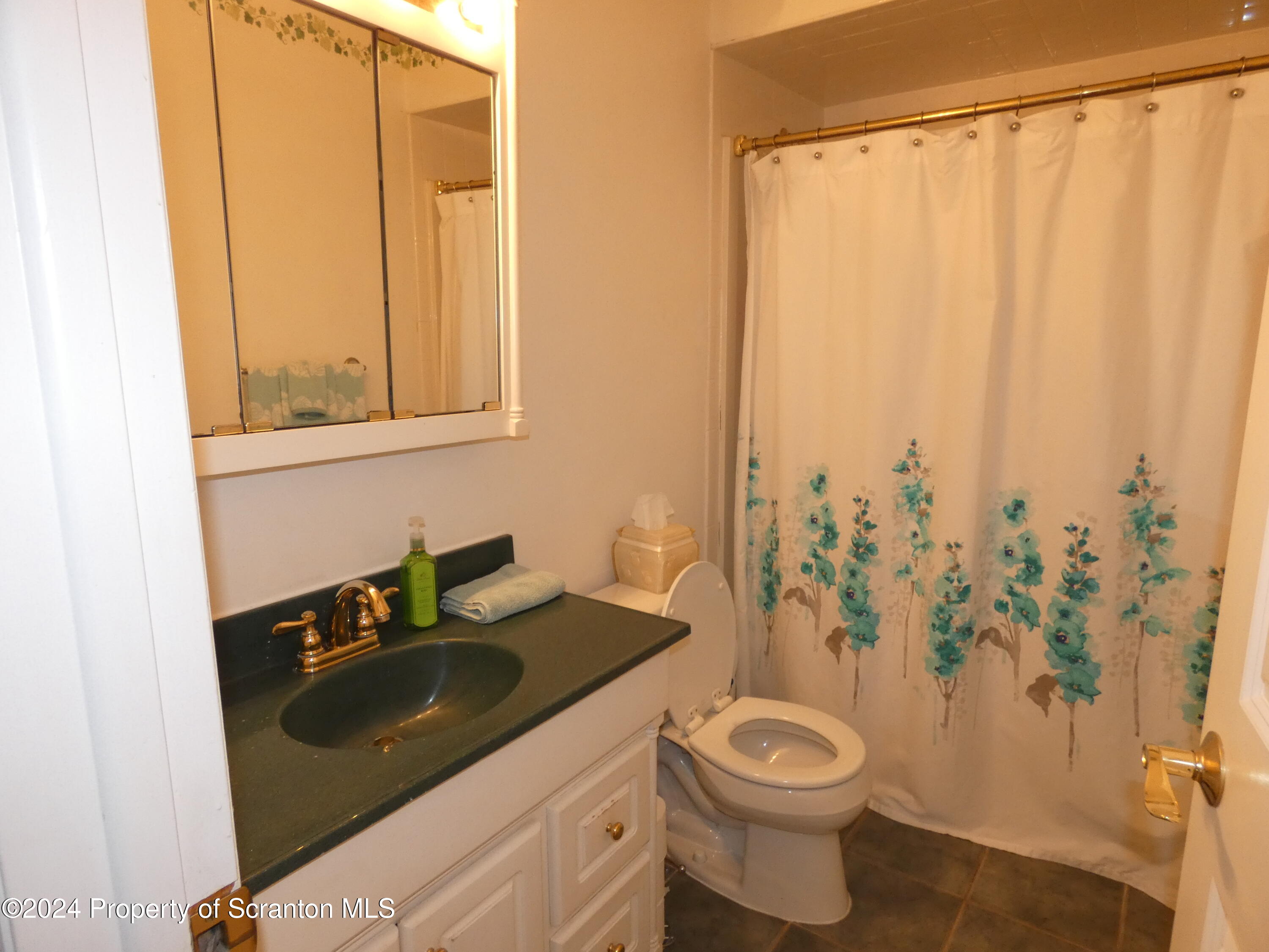 Clarks Summit, Pennsylvania 18411, United States, 2 Bedrooms Bedrooms, ,2 BathroomsBathrooms,Residential,Pending,36124