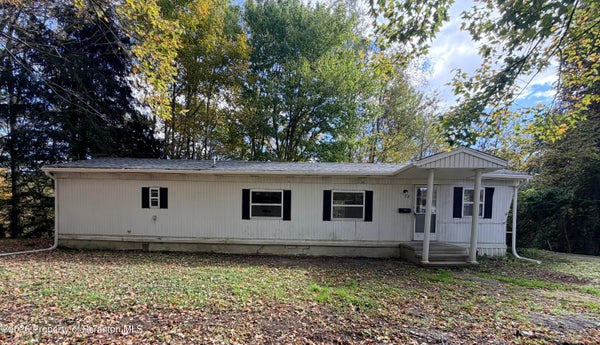 32 MCCABE AVE, CARBONDALE, PA 18407 - Image 8a2e2190ebf126180a4afc357e2eac5d/1696909055