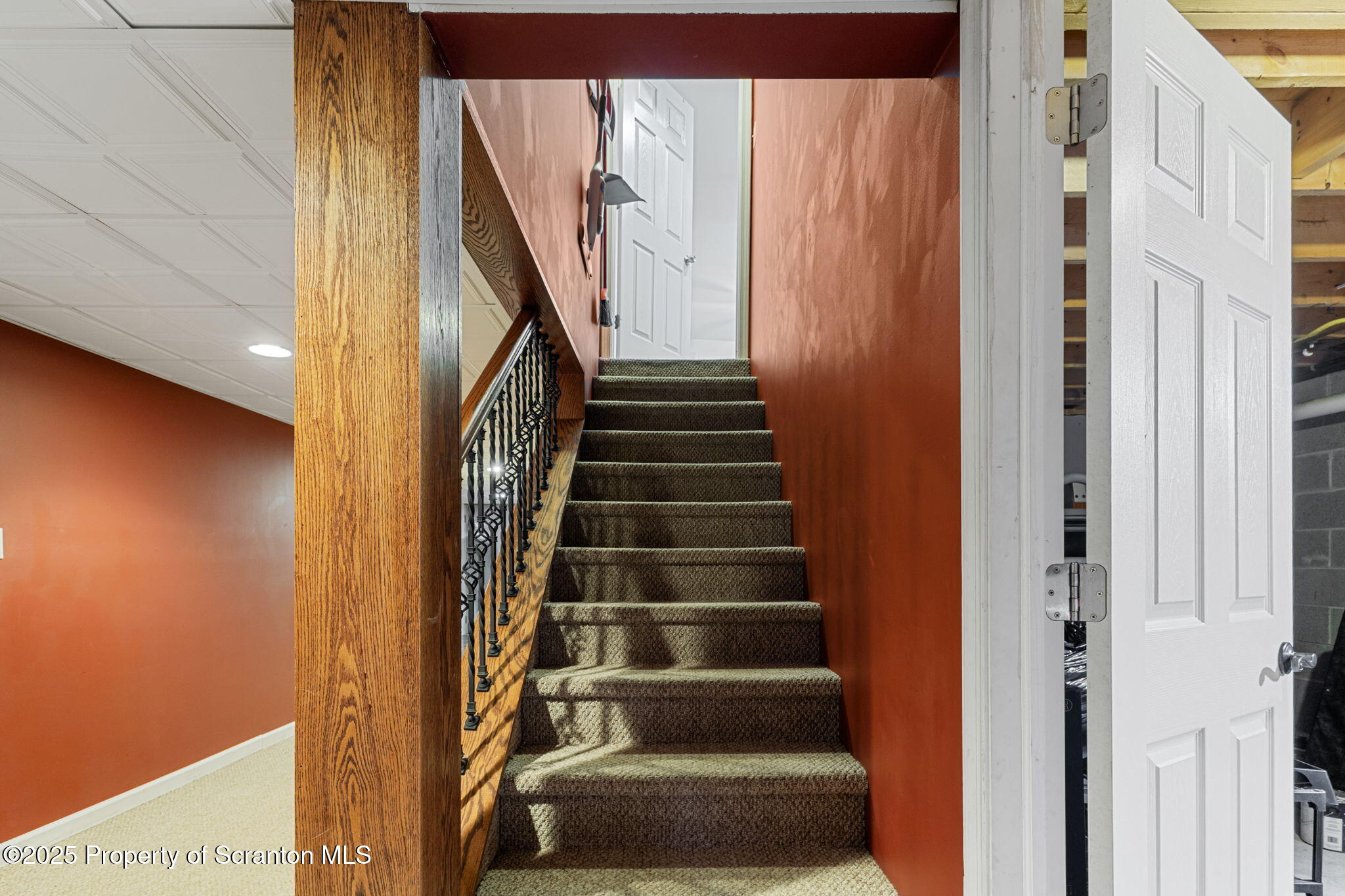 Scranton, Pennsylvania 18504, United States, 3 Bedrooms Bedrooms, ,3 BathroomsBathrooms,Residential,Active,16141