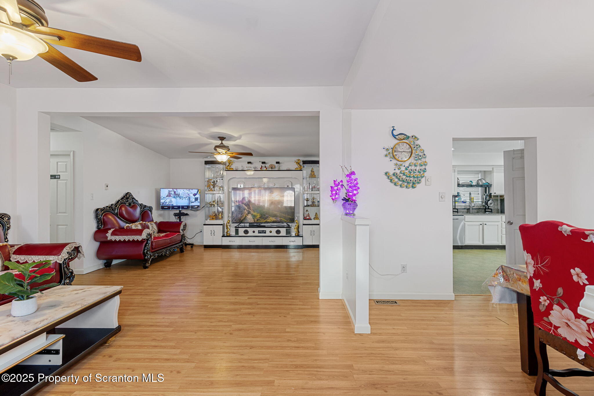 Scranton, Pennsylvania 18504, United States, 3 Bedrooms Bedrooms, ,3 BathroomsBathrooms,Residential,Active,16141