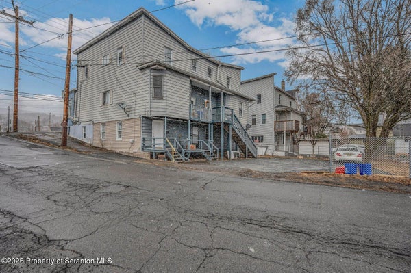 1200 MAIN ST, DICKSON CITY, PA 18519 - Image 93ee69395cf249e112e53d032dec627a/1934937798
