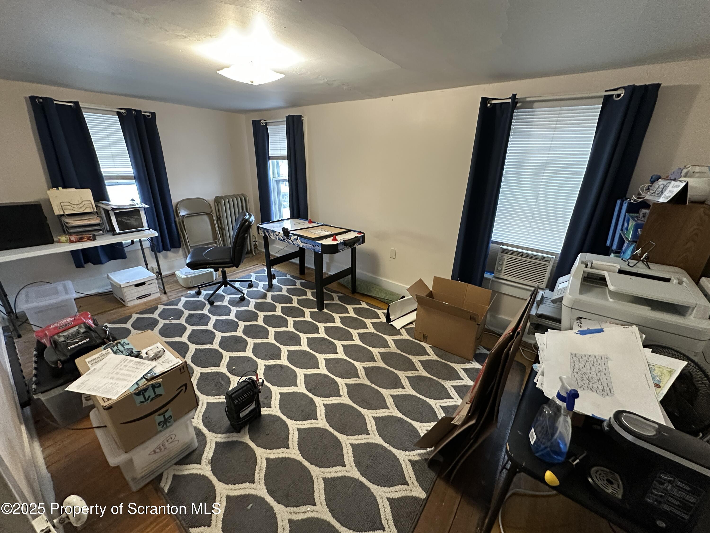 Pittston, Pennsylvania 18640, United States, 3 Bedrooms Bedrooms, ,2 BathroomsBathrooms,Residential,Active,16919