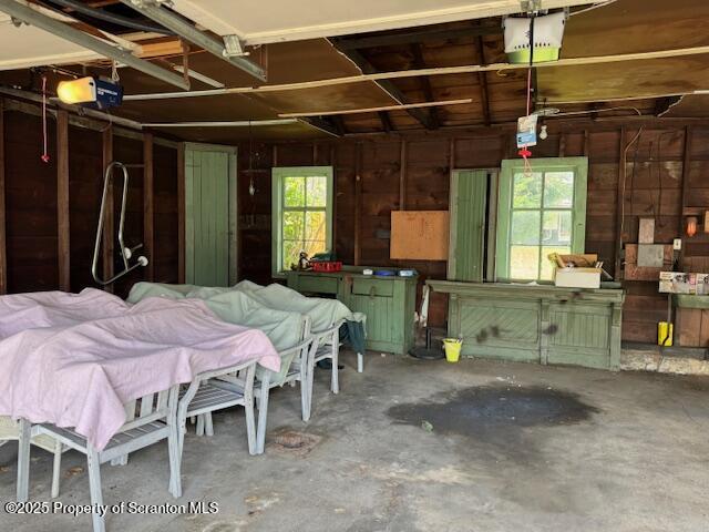 Scranton, Pennsylvania 18510, United States, 4 Bedrooms Bedrooms, ,2 BathroomsBathrooms,Residential,Pending,124498