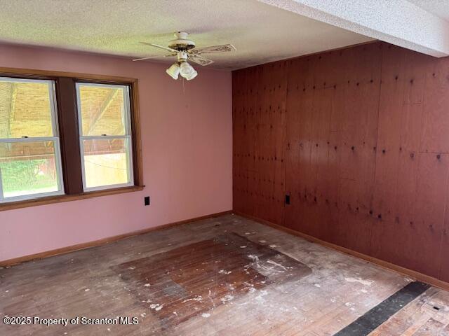 Scranton, Pennsylvania 18510, United States, 4 Bedrooms Bedrooms, ,2 BathroomsBathrooms,Residential,Pending,124498