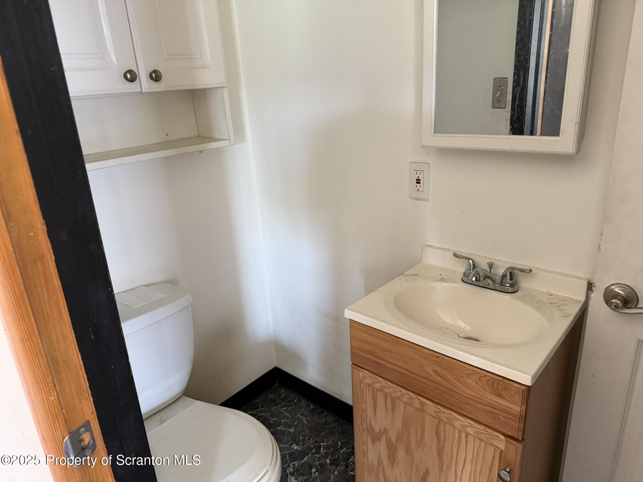 Hanover Twp, Pennsylvania 18706, United States, 3 Bedrooms Bedrooms, ,2 BathroomsBathrooms,Residential,Active,155181