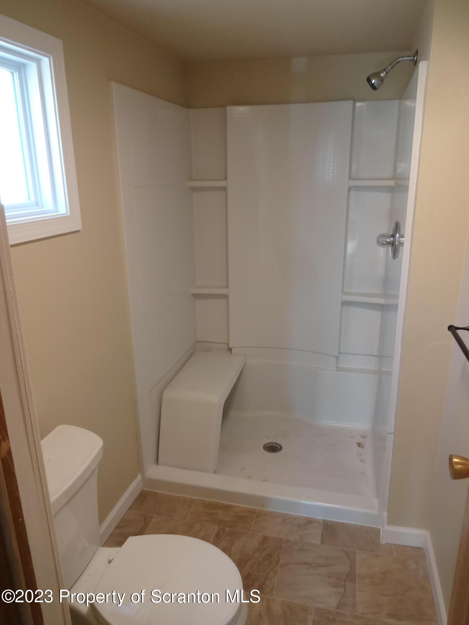 Photo 12 of 21 of 16 Circle Drive (Lot 34) mobile home