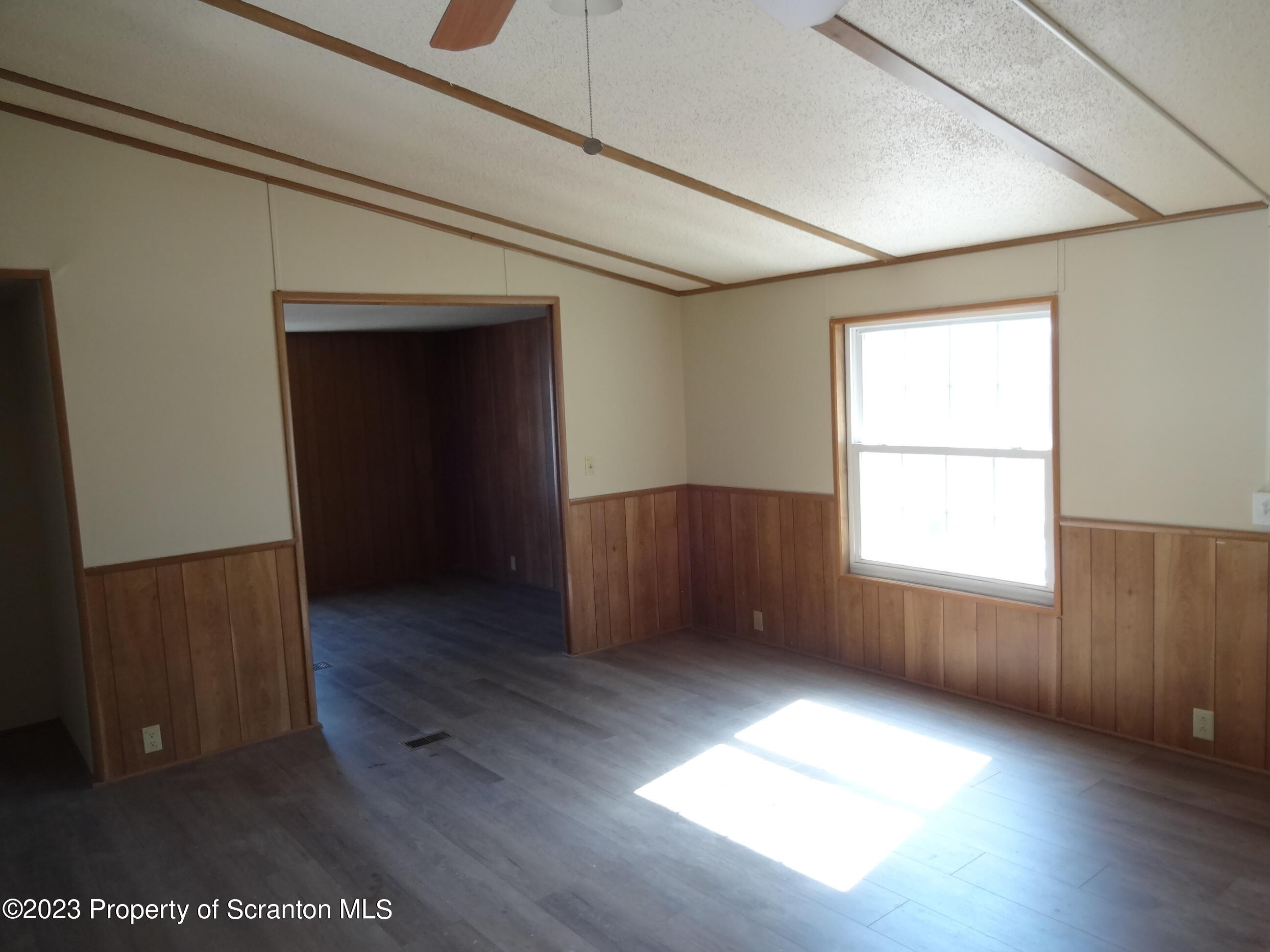 Photo 2 of 21 of 16 Circle Drive (Lot 34) mobile home