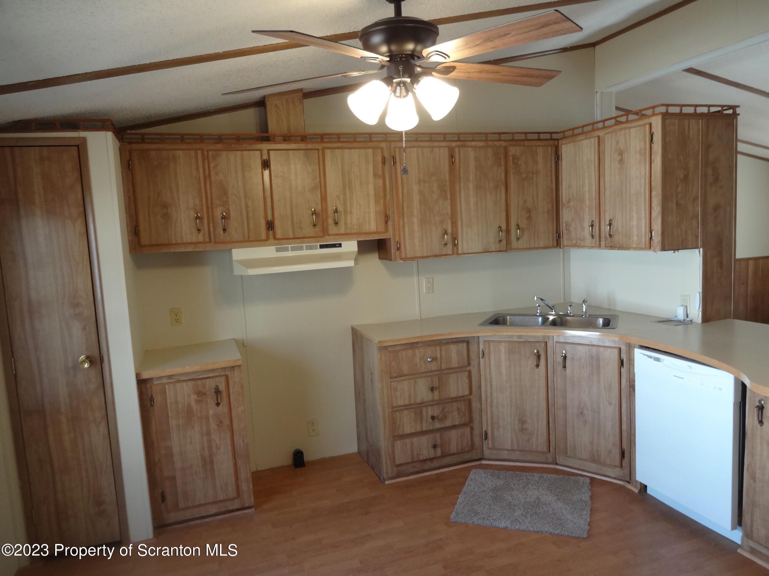 Photo 6 of 21 of 16 Circle Drive (Lot 34) mobile home
