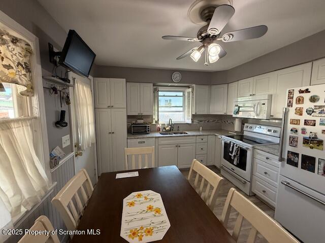 Scranton, Pennsylvania 18504, United States, 3 Bedrooms Bedrooms, ,2 BathroomsBathrooms,Residential,Active,177800