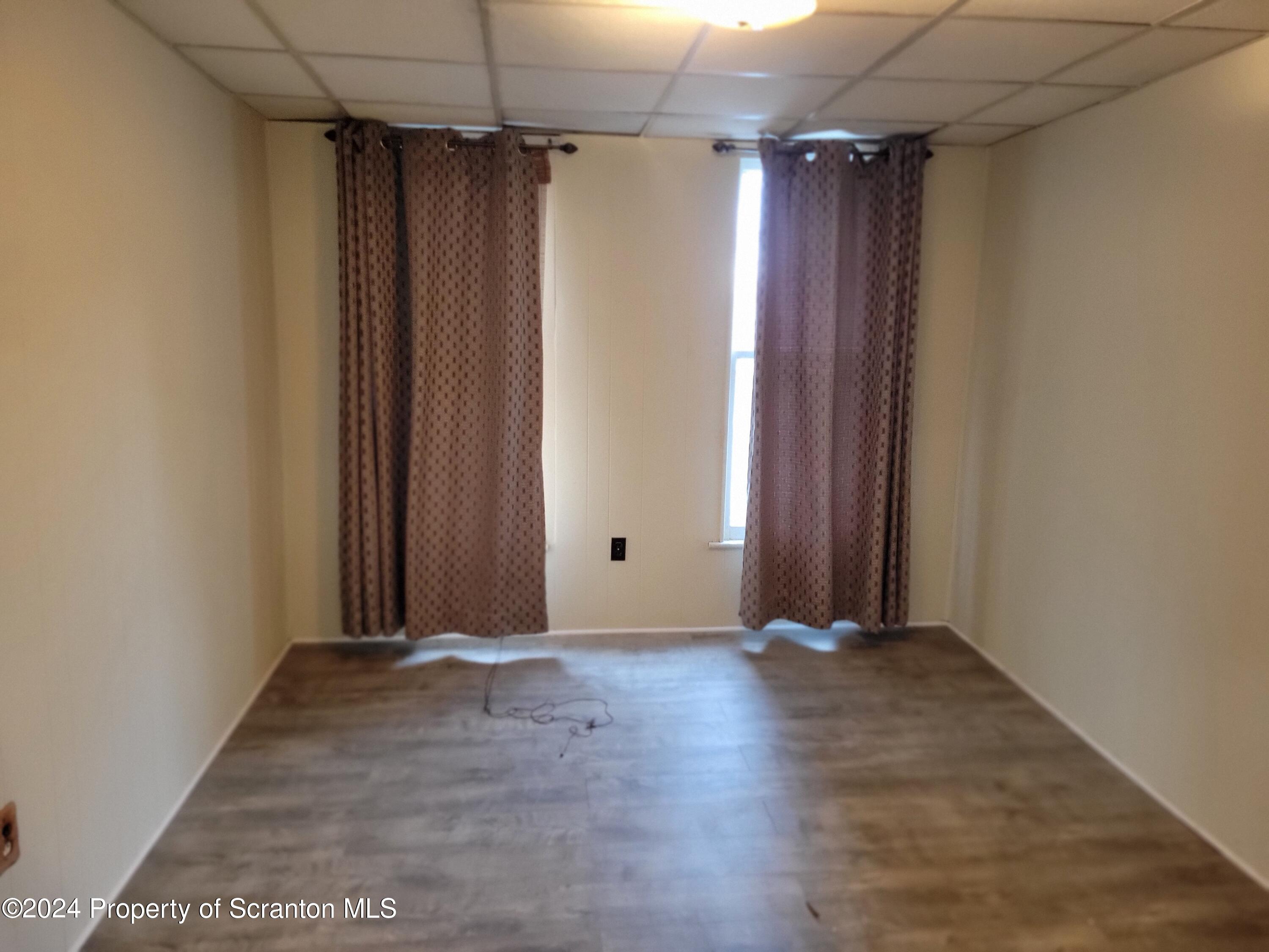 Scranton, Pennsylvania 18504, United States, 11 Bedrooms Bedrooms, ,5 BathroomsBathrooms,Residential,Active,65598