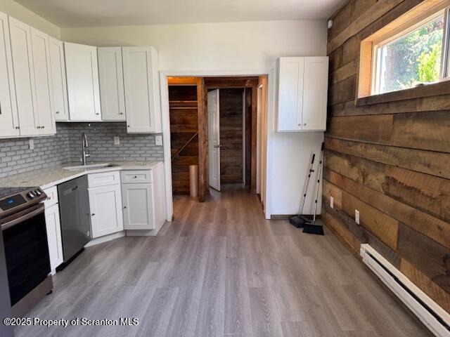 Duryea, Pennsylvania 18642, United States, 3 Bedrooms Bedrooms, ,2 BathroomsBathrooms,Residential,Active,130550