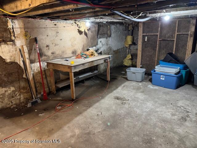 Duryea, Pennsylvania 18642, United States, 3 Bedrooms Bedrooms, ,2 BathroomsBathrooms,Residential,Active,130550