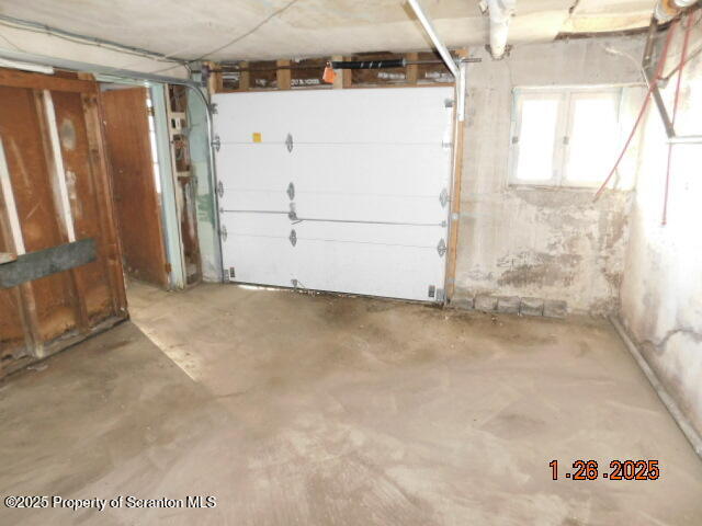 Dallas, Pennsylvania 18612, United States, 4 Bedrooms Bedrooms, ,1 BathroomBathrooms,Residential,Active,11215