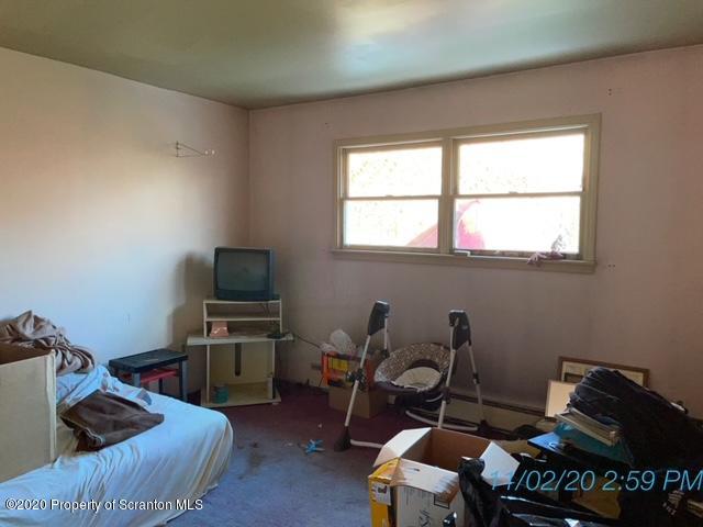 Forest City, Pennsylvania 18421, United States, 4 Bedrooms Bedrooms, ,2 BathroomsBathrooms,Residential,Pending,75410