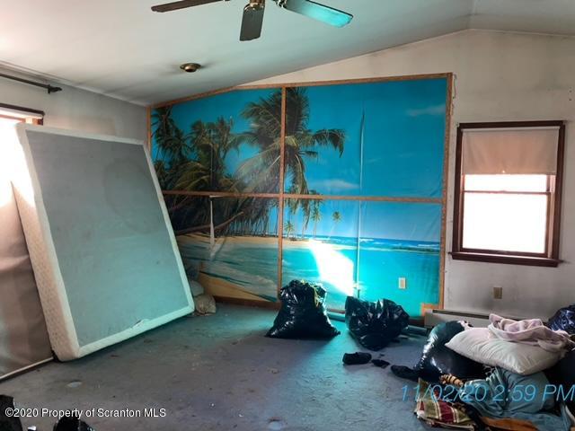 Forest City, Pennsylvania 18421, United States, 4 Bedrooms Bedrooms, ,2 BathroomsBathrooms,Residential,Pending,75410