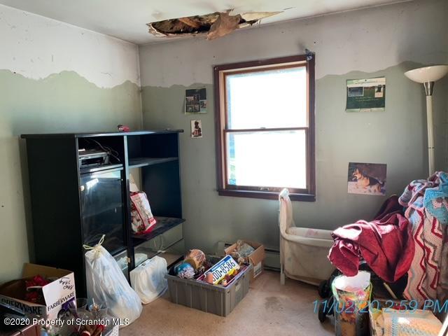 Forest City, Pennsylvania 18421, United States, 4 Bedrooms Bedrooms, ,2 BathroomsBathrooms,Residential,Pending,75410