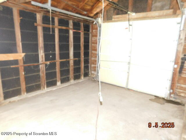 Ulster, Pennsylvania 18850, United States, 5 Bedrooms Bedrooms, ,1 BathroomBathrooms,Residential,Active,214560