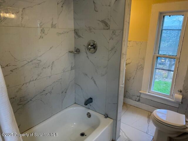 Scranton, Pennsylvania 18504, United States, 3 Bedrooms Bedrooms, ,1 BathroomBathrooms,Residential,Pending,124988