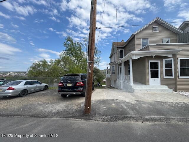 Scranton, Pennsylvania 18504, United States, 3 Bedrooms Bedrooms, ,1 BathroomBathrooms,Residential,Pending,124988