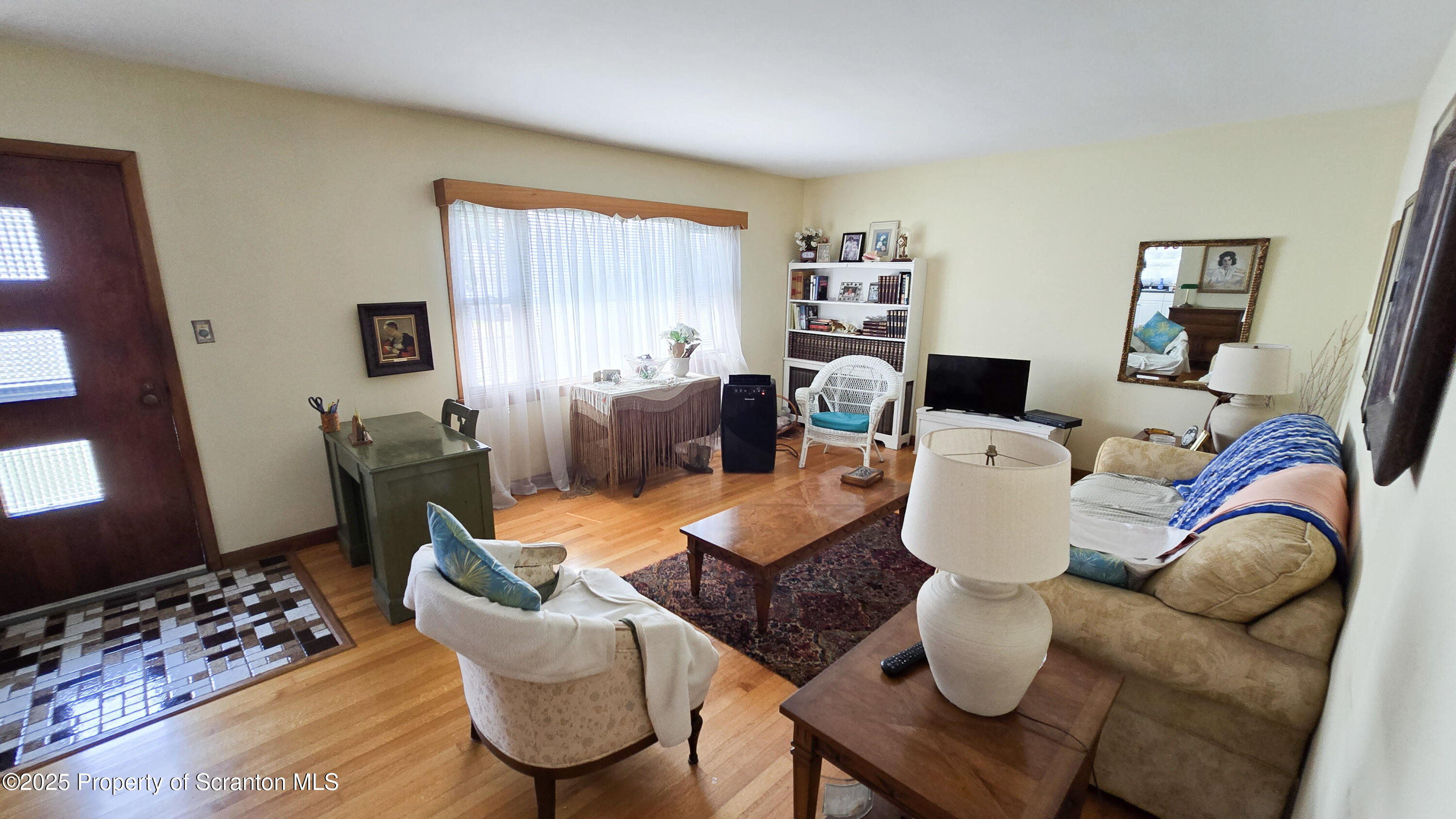 Old Forge, Pennsylvania 18518, United States, 2 Bedrooms Bedrooms, ,1 BathroomBathrooms,Residential,Active,190279