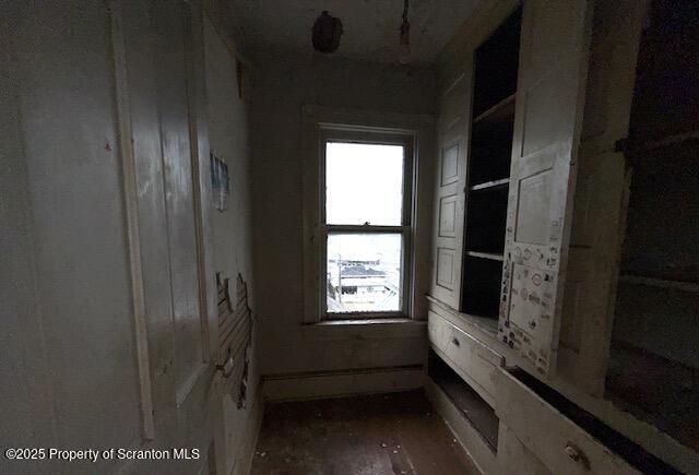 Wilkes-Barre, Pennsylvania 18702, United States, 3 Bedrooms Bedrooms, ,1 BathroomBathrooms,Residential,Pending,136679