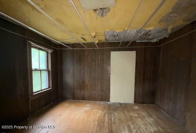 Wilkes-Barre, Pennsylvania 18702, United States, 3 Bedrooms Bedrooms, ,1 BathroomBathrooms,Residential,Pending,136679