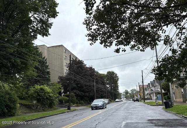 Wilkes-Barre, Pennsylvania 18702, United States, 3 Bedrooms Bedrooms, ,1 BathroomBathrooms,Residential,Pending,136679