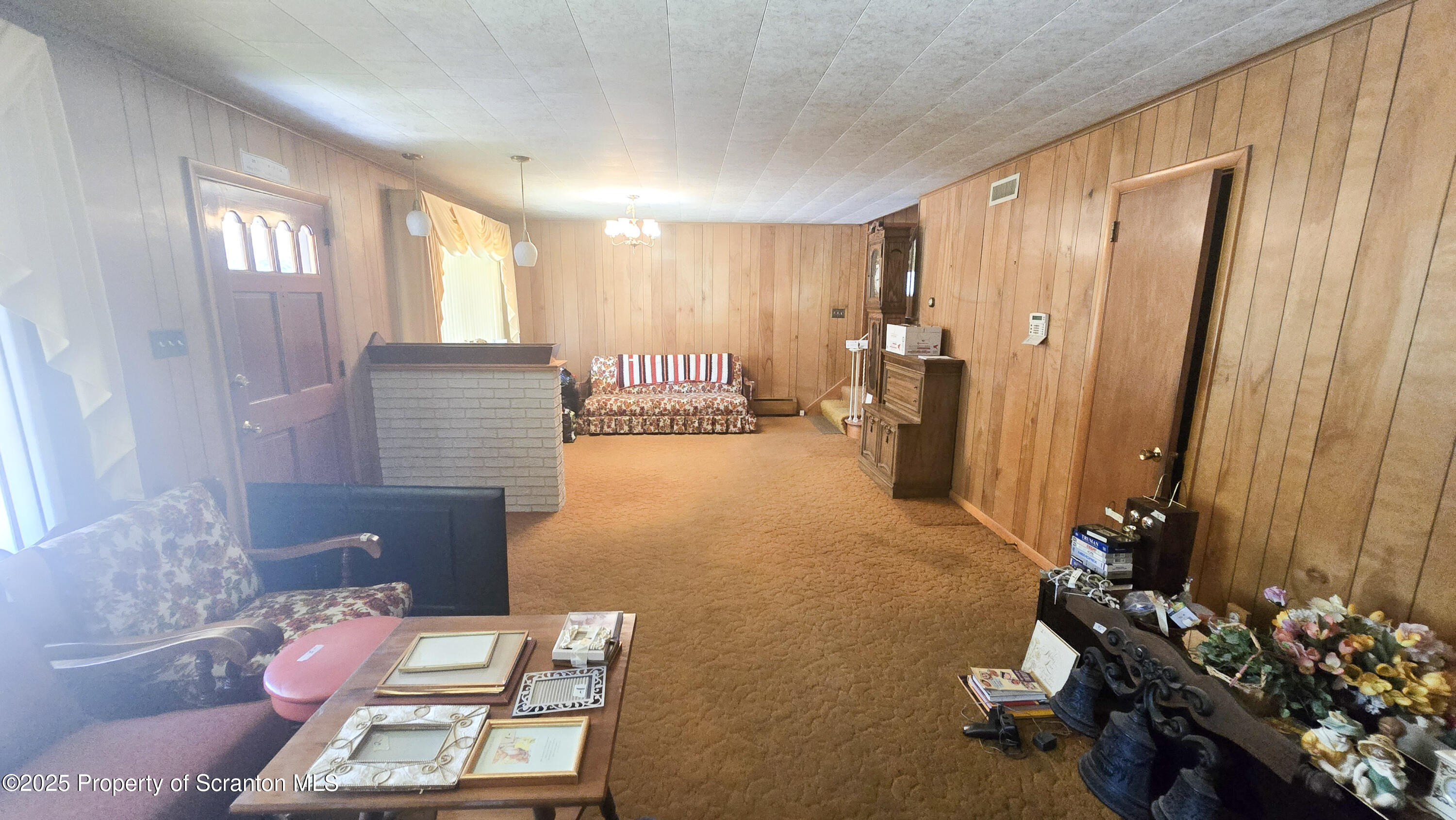 Swoyersville, Pennsylvania 18704, United States, 3 Bedrooms Bedrooms, ,2 BathroomsBathrooms,Residential,Active,190629