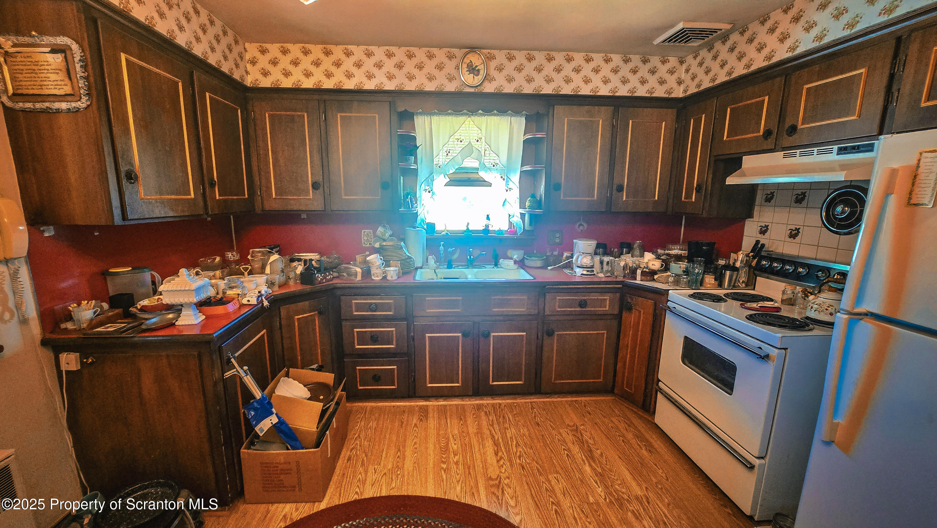 Swoyersville, Pennsylvania 18704, United States, 3 Bedrooms Bedrooms, ,2 BathroomsBathrooms,Residential,Active,190629