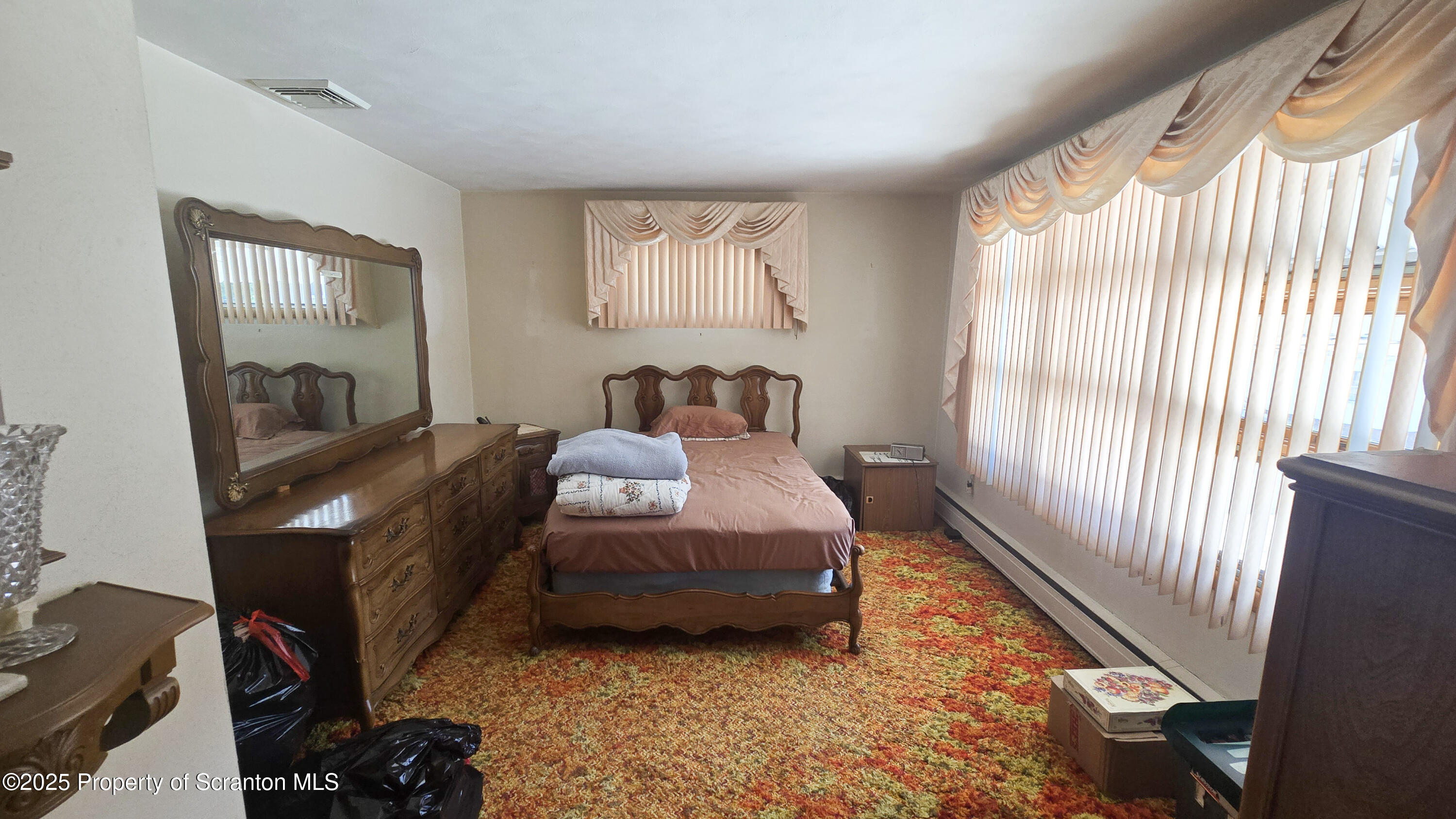 Swoyersville, Pennsylvania 18704, United States, 3 Bedrooms Bedrooms, ,2 BathroomsBathrooms,Residential,Active,190629