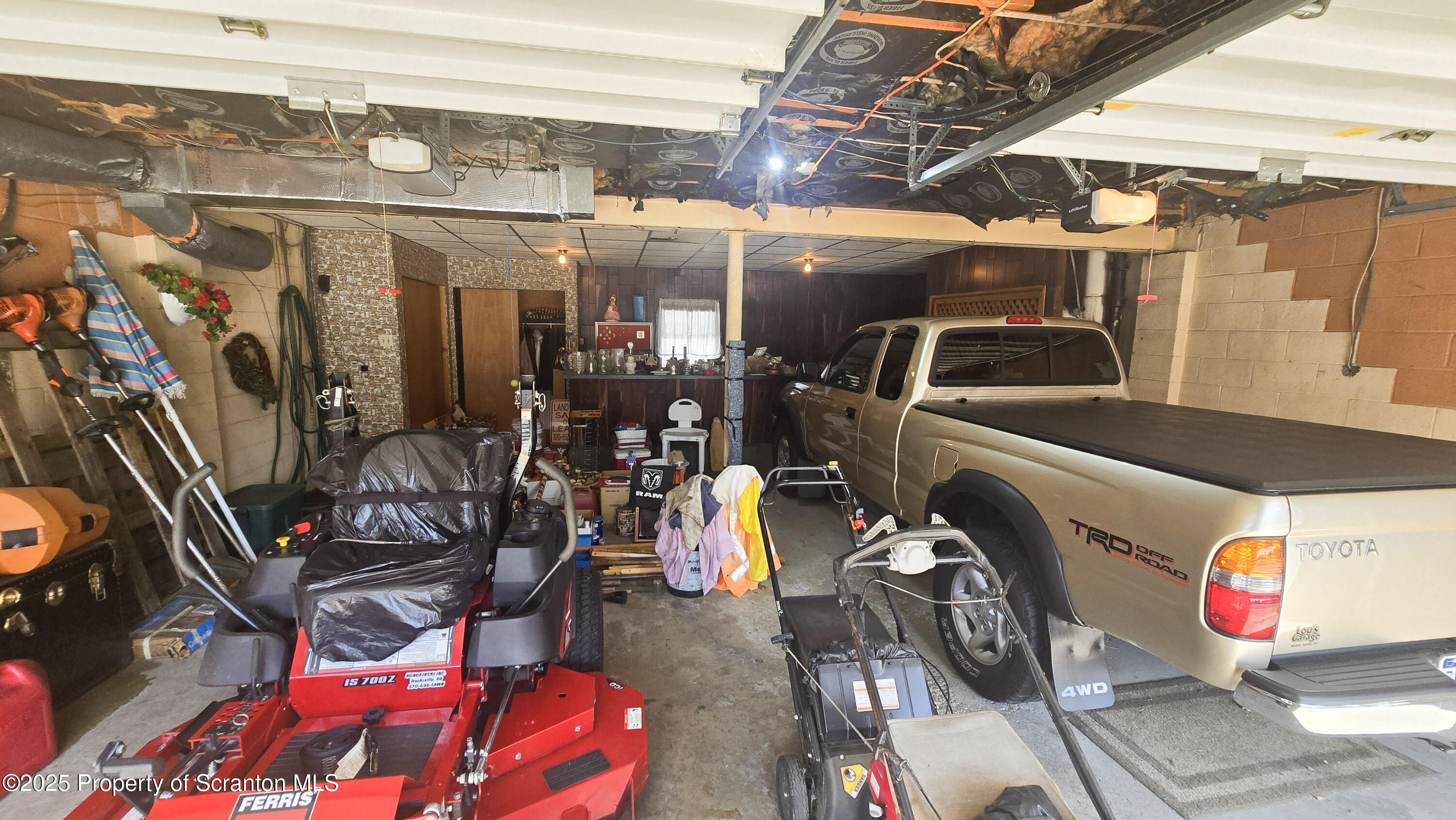 Swoyersville, Pennsylvania 18704, United States, 3 Bedrooms Bedrooms, ,2 BathroomsBathrooms,Residential,Active,190629