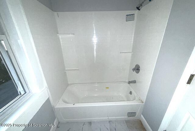 Scranton, Pennsylvania 18505, United States, 3 Bedrooms Bedrooms, ,2 BathroomsBathrooms,Residential,Active,241128