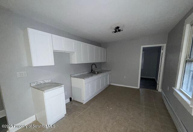 Scranton, Pennsylvania 18505, United States, 3 Bedrooms Bedrooms, ,2 BathroomsBathrooms,Residential,Active,241128